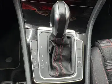 Volkswagen Golf 2.0 TSI OPF DSG GTI