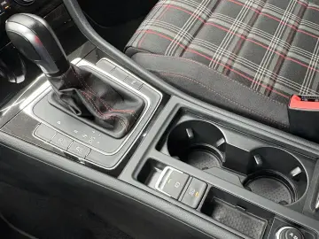 Volkswagen Golf 2.0 TSI OPF DSG GTI