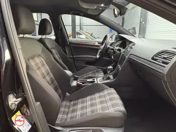 Volkswagen Golf 2.0 TSI OPF DSG GTI
