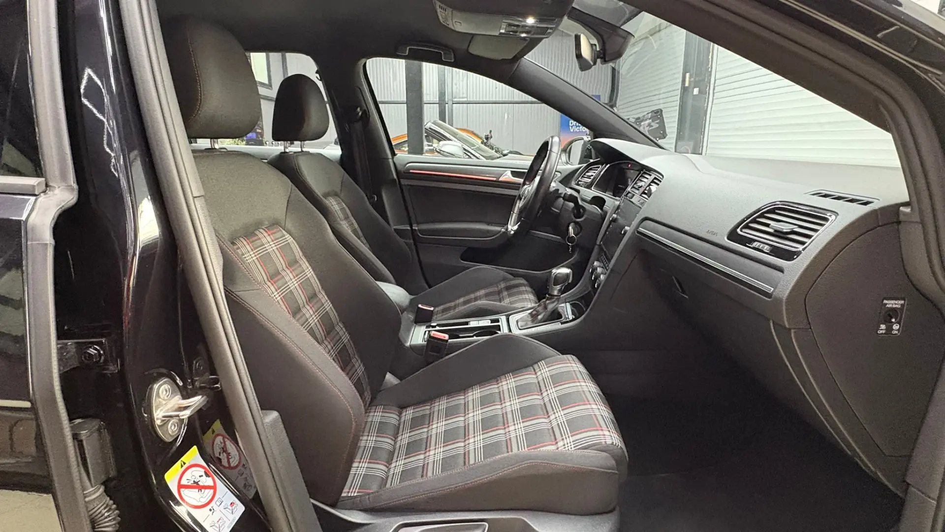 Volkswagen Golf 2.0 TSI OPF DSG GTI