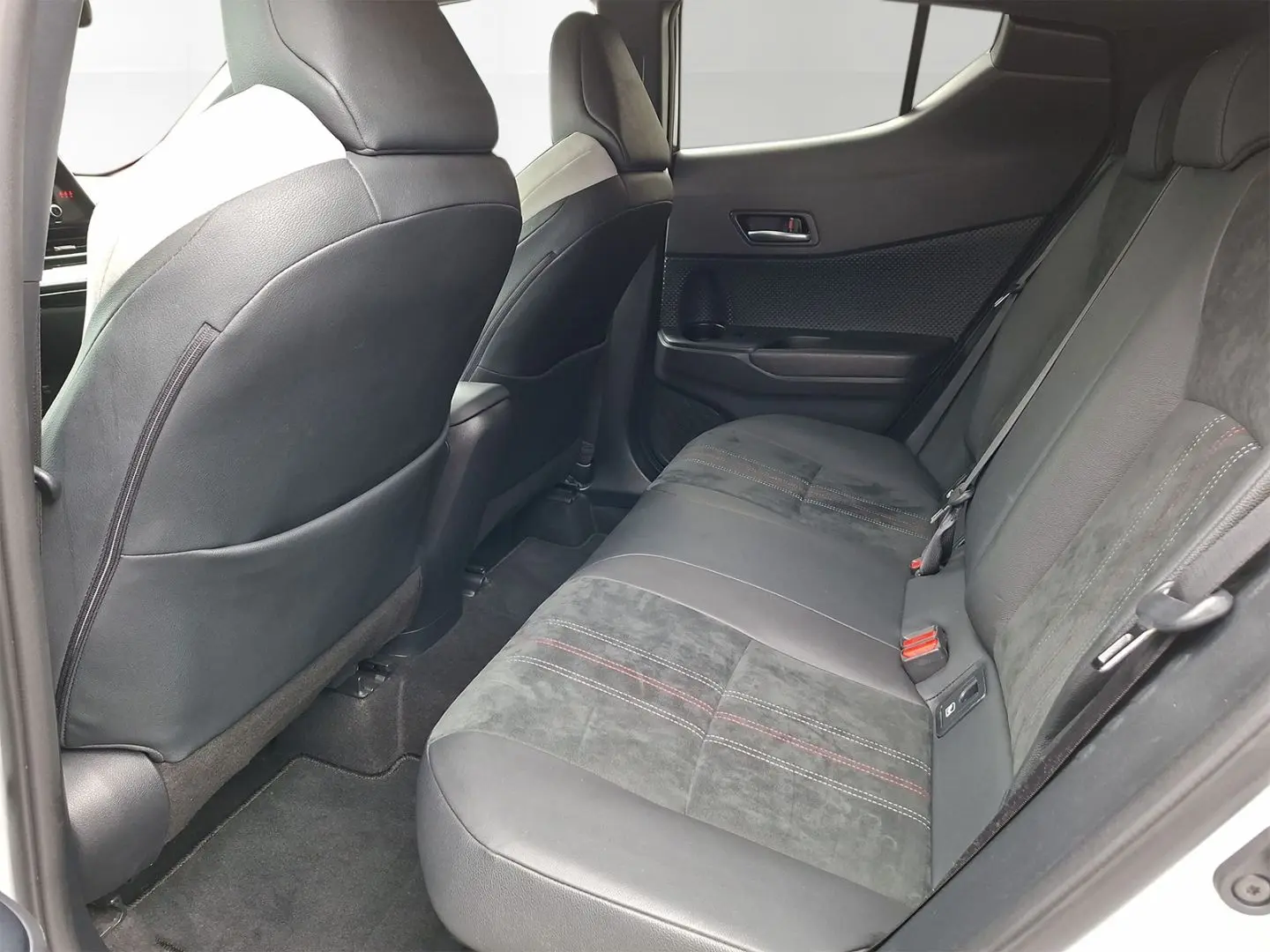 C-HR Hybrid GR Sport  LED-Scheinwerfer  Sportsit