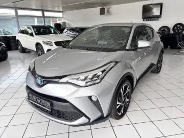 C-HR Hybrid Team D