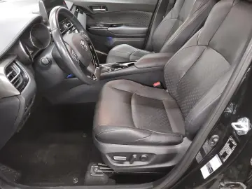 C-HR 1.8 Hybrid Team D LED Leder Shz RFK DAB