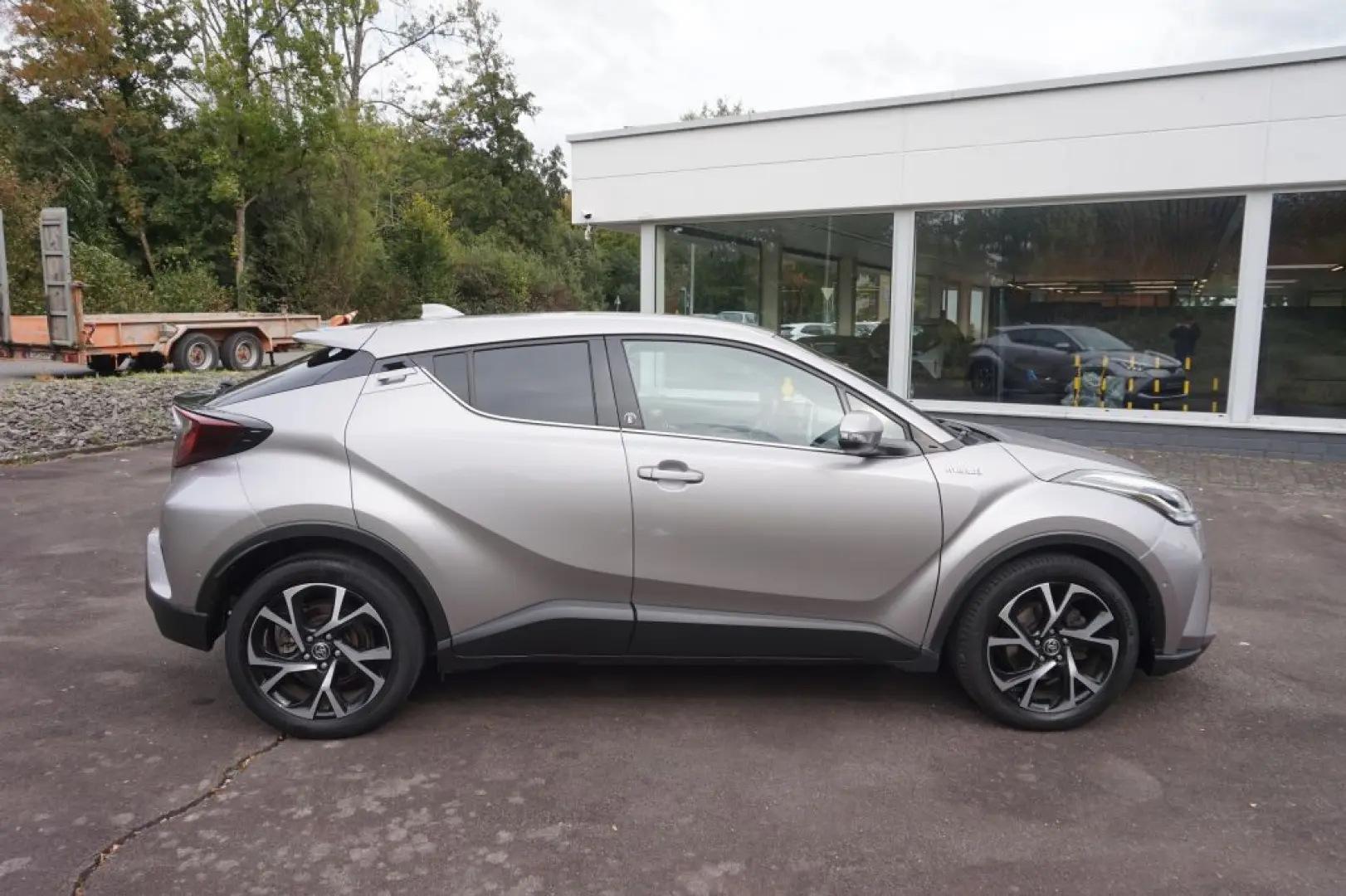 Toyota C-HR 1.8L Standheizung AHK