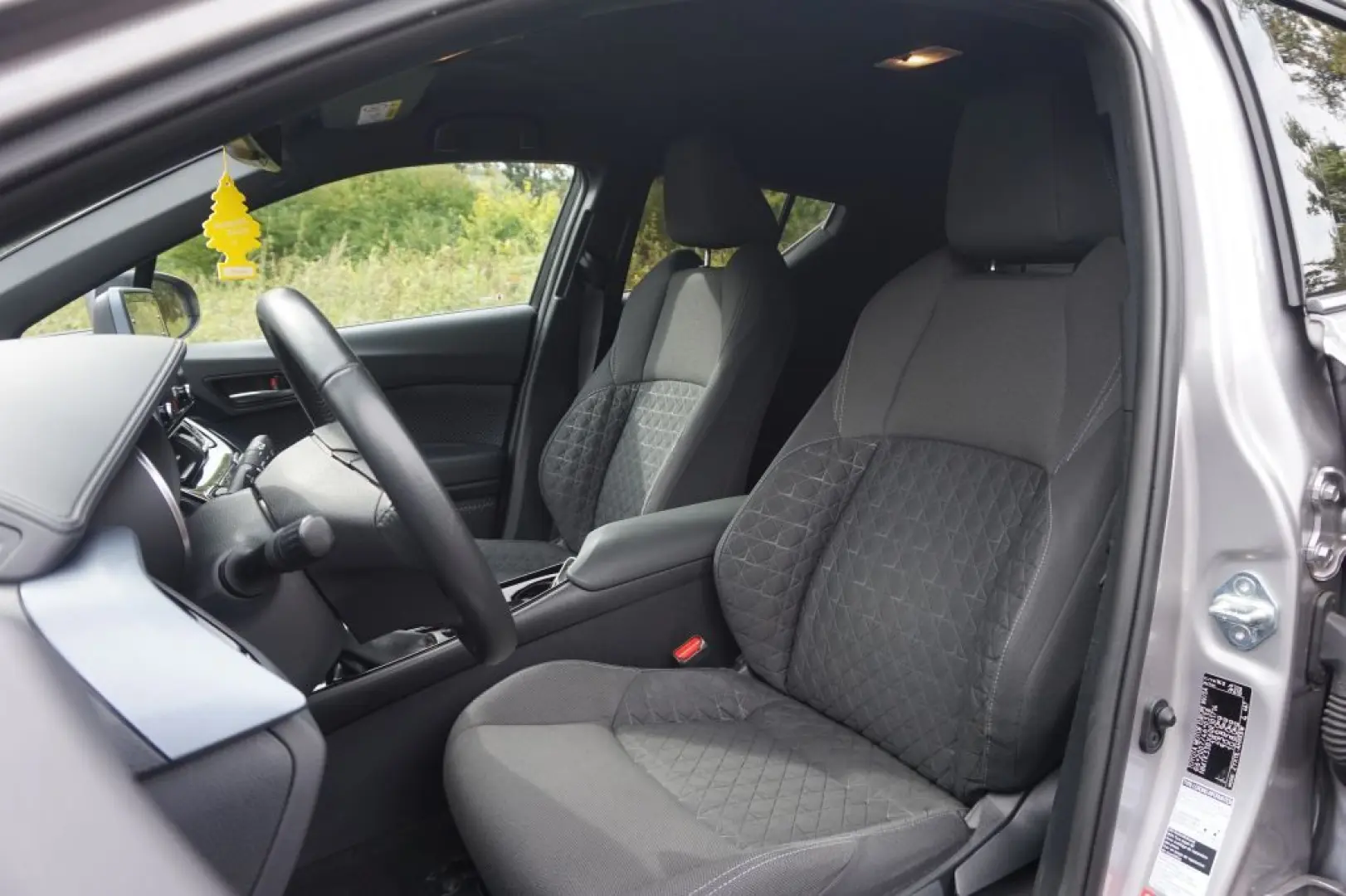 Toyota C-HR 1.8L Standheizung AHK