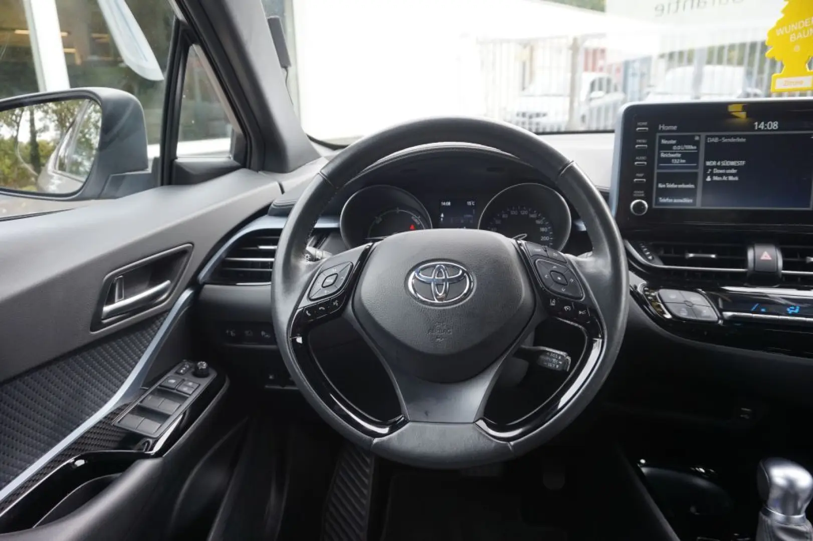 Toyota C-HR 1.8L Standheizung AHK