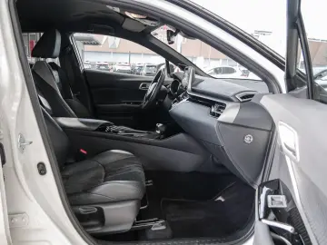 C-HR HYBRID GR Sport PDC SHZ KAMERA NAVI ACC LED