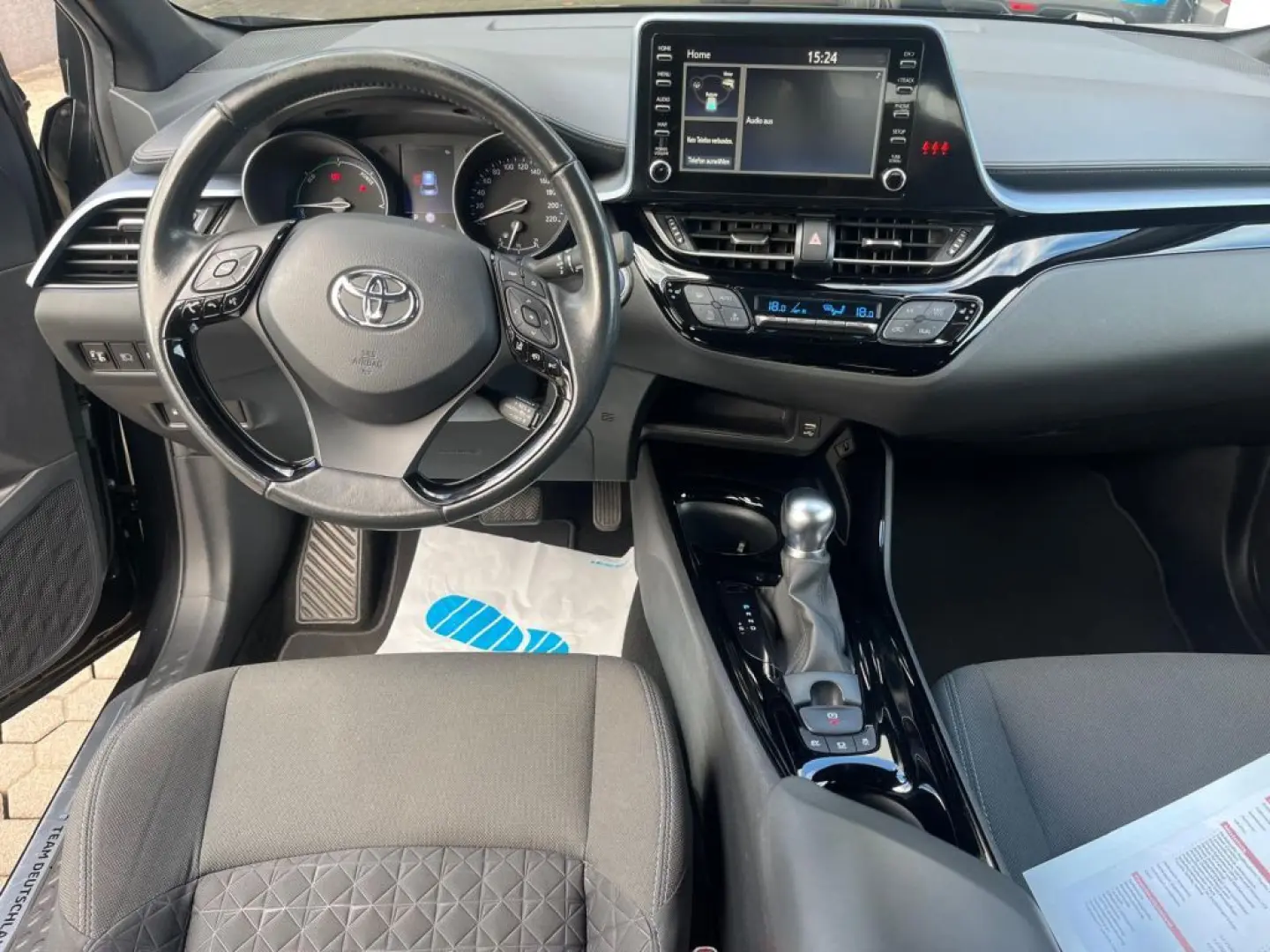 C-HR 2.0 Hybrid Team Deutschland