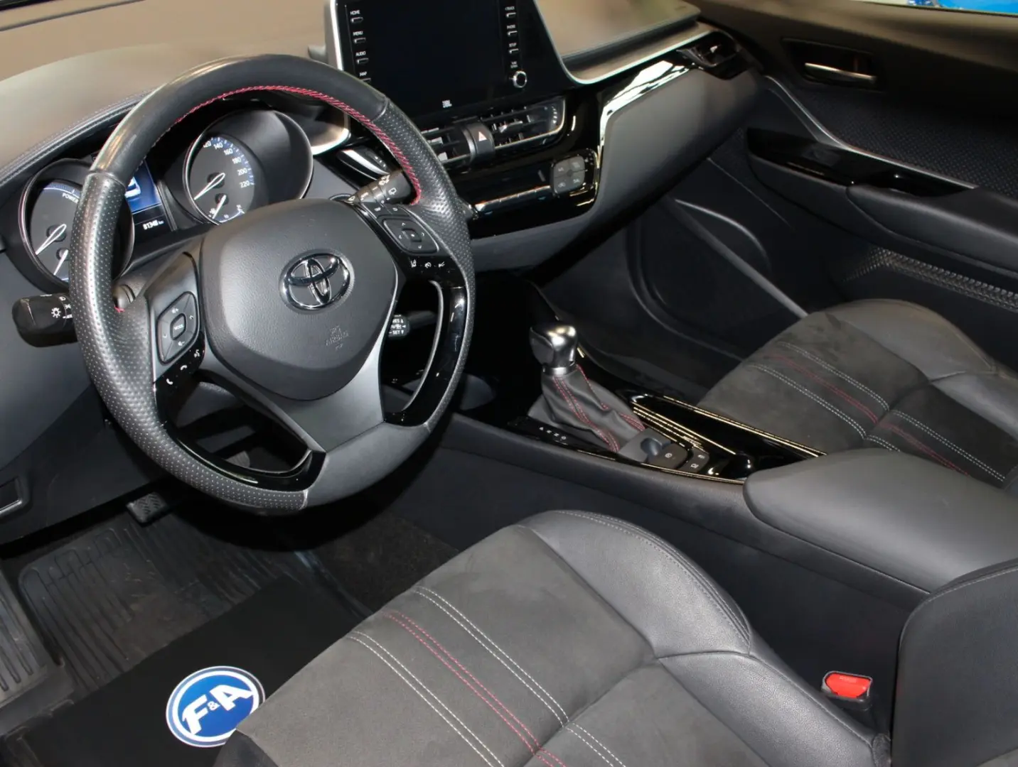 C-HR Hybrid GR Sport 2.0 EU6d Kamera Navi LED