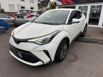 C-HR Hybrid Lounge