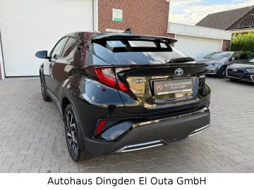 C-HR 2.0 Hybrid Team D