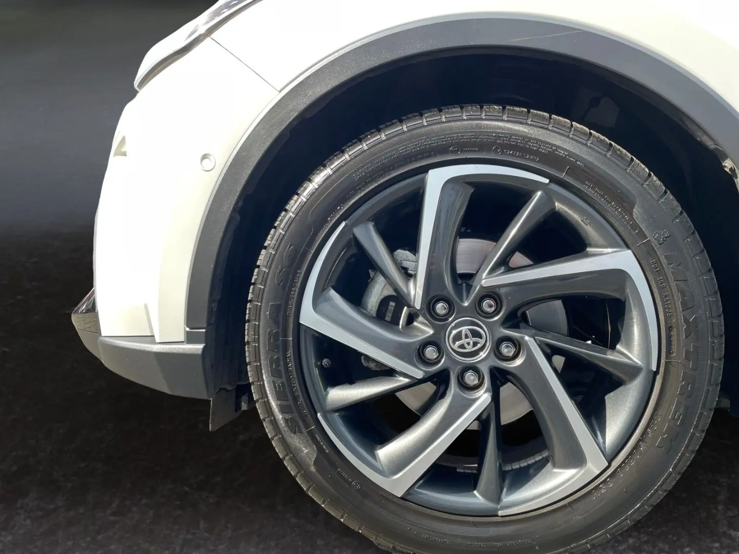 C-HR 2.0 Hybrid Style Selection  Alcantara JBL