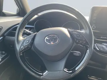 C-HR 1.8 Hybrid Team D  LED ACC Kamera Navi SHZ