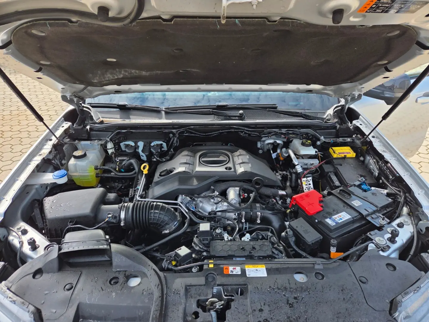 Ranger Wildtrak V6 e-4WD DoKa STHZ eRollo