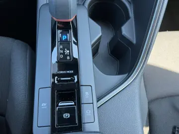 C-HR D 1.8 Hybrid Team D. NAVI KLIMA ACC KAMERA