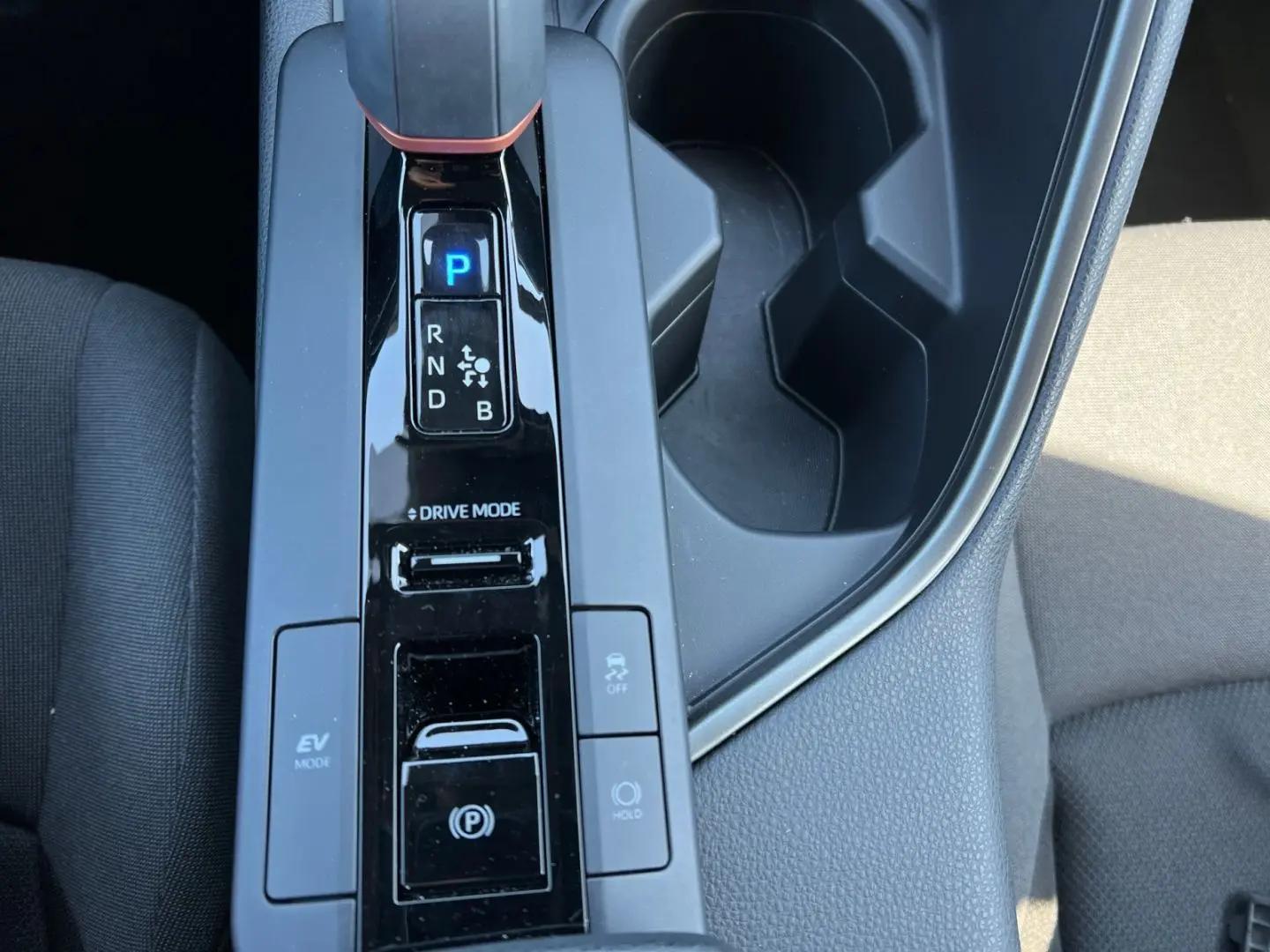 C-HR D 1.8 Hybrid Team D. NAVI KLIMA ACC KAMERA