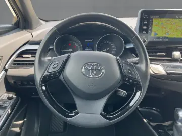 C-HR 2.0 Hybrid TEAM D LED NAV ACC SHZ RFK MFL