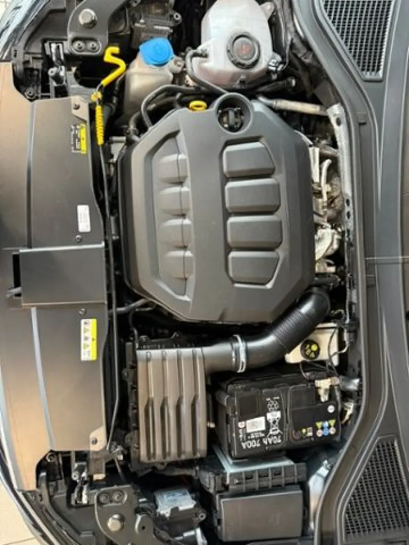 T-Roc 2 0 TSI DSG R 4M. LED AKRAPOVIC 19  DCC