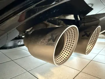 T-Roc 2 0 TSI DSG R 4M. LED AKRAPOVIC 19  DCC