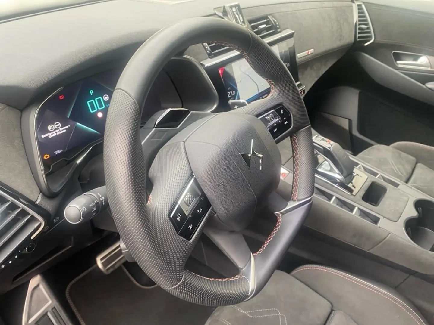 DS7 Crossback E-Tense 4x4 Performance Line