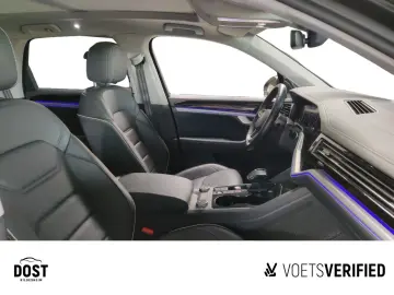 Touareg 3.0 V6 TSI eHybrid Elegance AHK MATRIX L