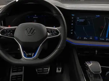 Touareg R 4Motion eHybrid 462hp Innovation  VAT