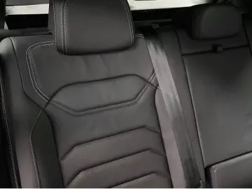 Touareg R 4Motion eHybrid 462hp Innovation  VAT