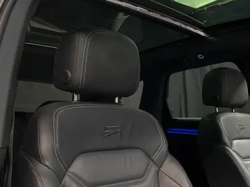 Touareg R 4Motion eHybrid 462hp Innovation  VAT