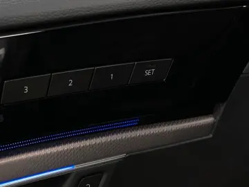 Touareg R 4Motion eHybrid 462hp Innovation  VAT