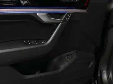 Touareg R 4Motion eHybrid 462hp Innovation  VAT
