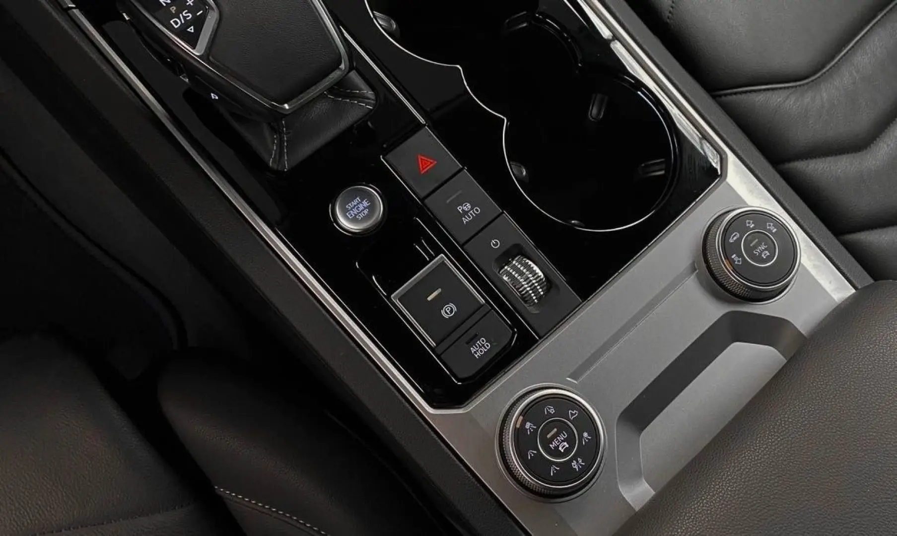 Touareg R 4Motion eHybrid 462hp Innovation  VAT