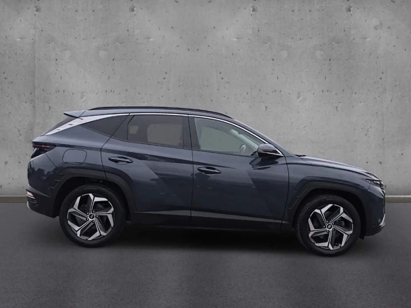 Tucson PHEV 1.6 AT 4WD TREND AHK Navi RKam LED C