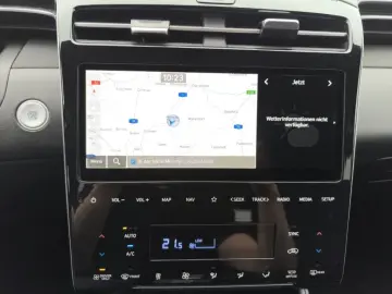 Tucson PHEV 1.6 AT 4WD TREND AHK Navi RKam LED C