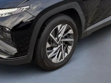 Tucson Trend Mild-Hybrid 4WD 1.6  NAVI KLIMA RFK