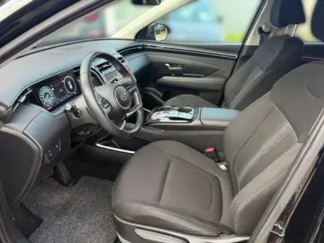 Tucson Trend Mild-Hybrid 4WD 1.6  NAVI KLIMA RFK
