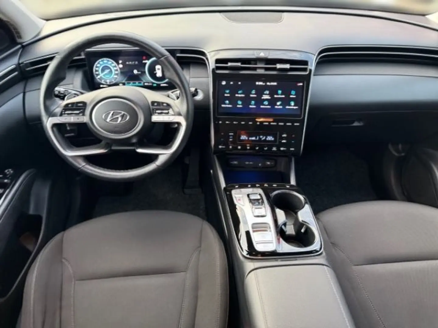 Tucson Trend Mild-Hybrid 4WD 1.6  NAVI KLIMA RFK