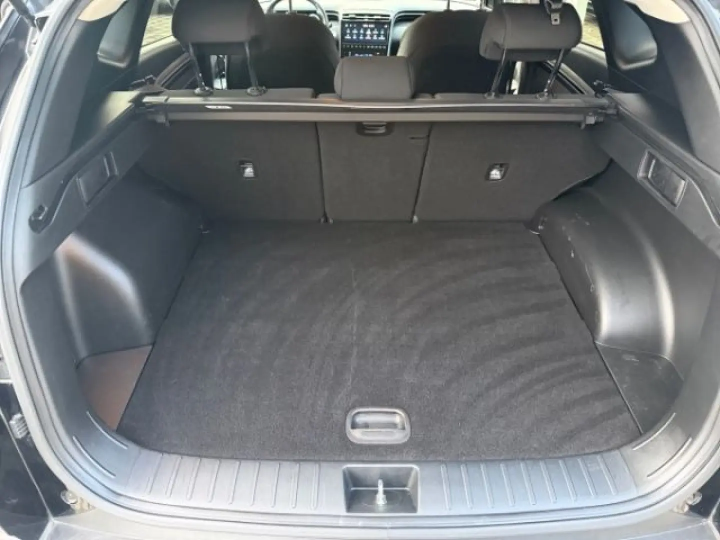 Tucson Trend Mild-Hybrid 4WD 1.6  NAVI KLIMA RFK