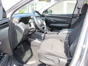 TUCSON 1.6 CRDi 4WD Select AHK Navi Kamera