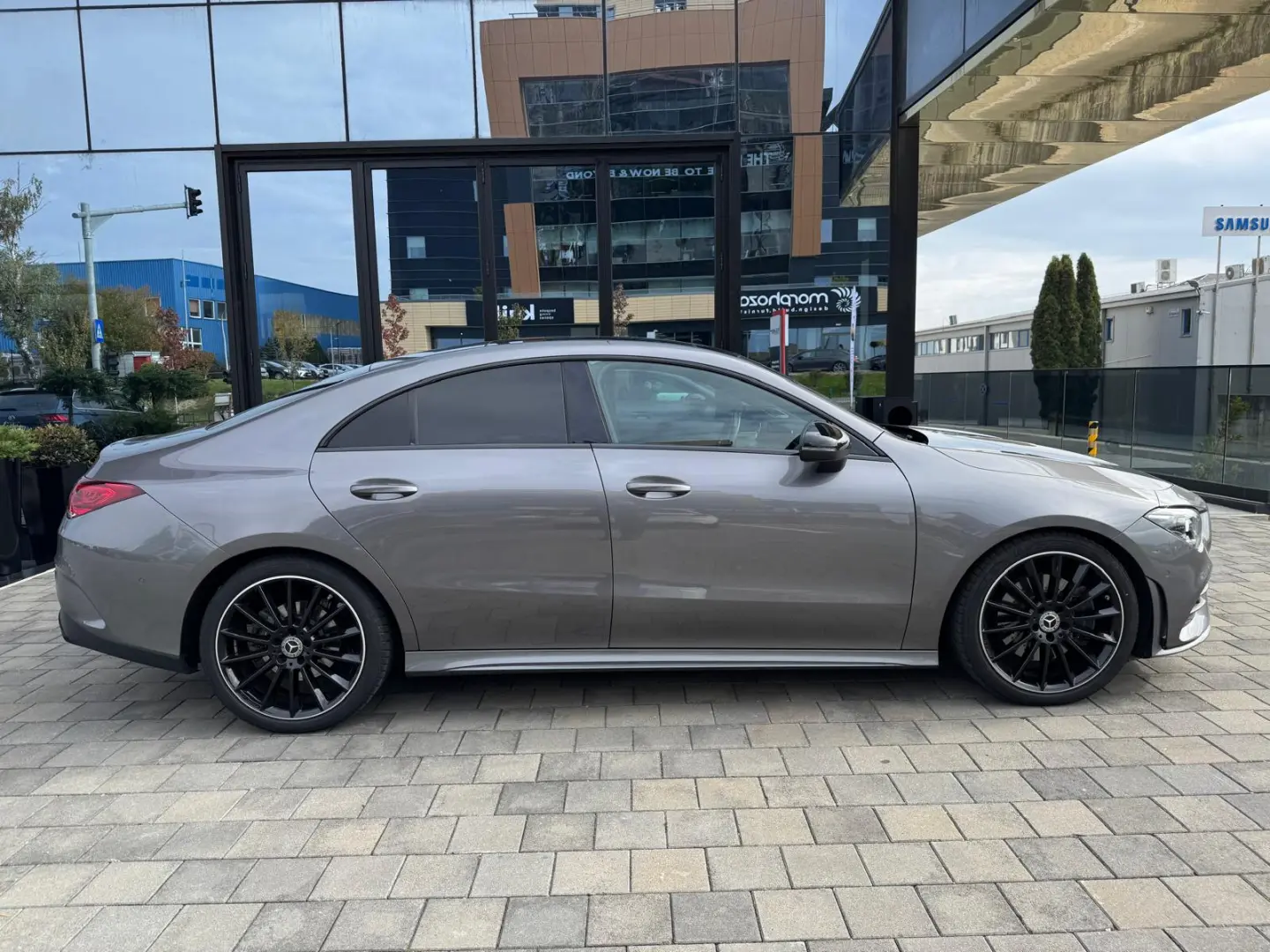 MERCEDES-BENZ CLA 220 4 MATIC