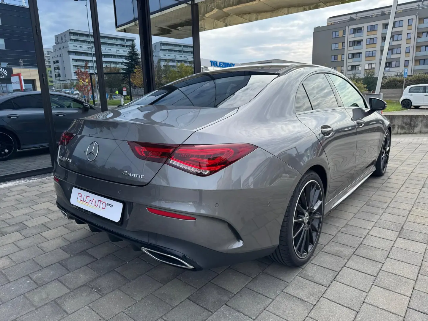 MERCEDES-BENZ CLA 220 4 MATIC