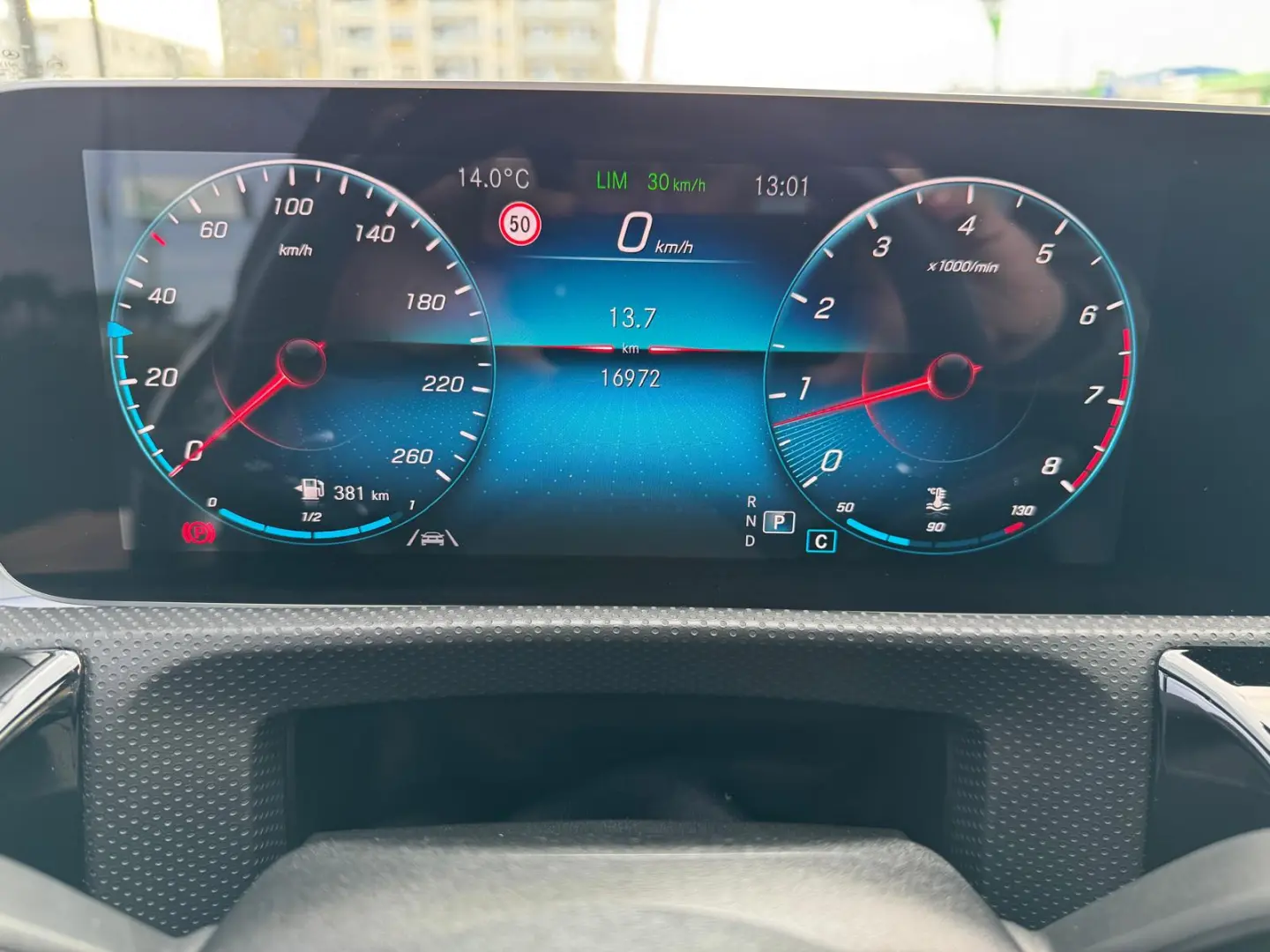 MERCEDES-BENZ CLA 220 4 MATIC