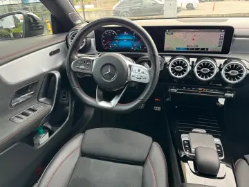 MERCEDES-BENZ CLA 220 4 MATIC