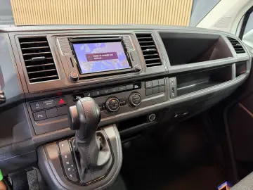 VW Caravelle DSG Lang Comfortline Bus