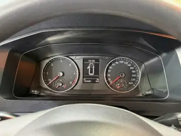 VW Caravelle DSG Lang Comfortline Bus