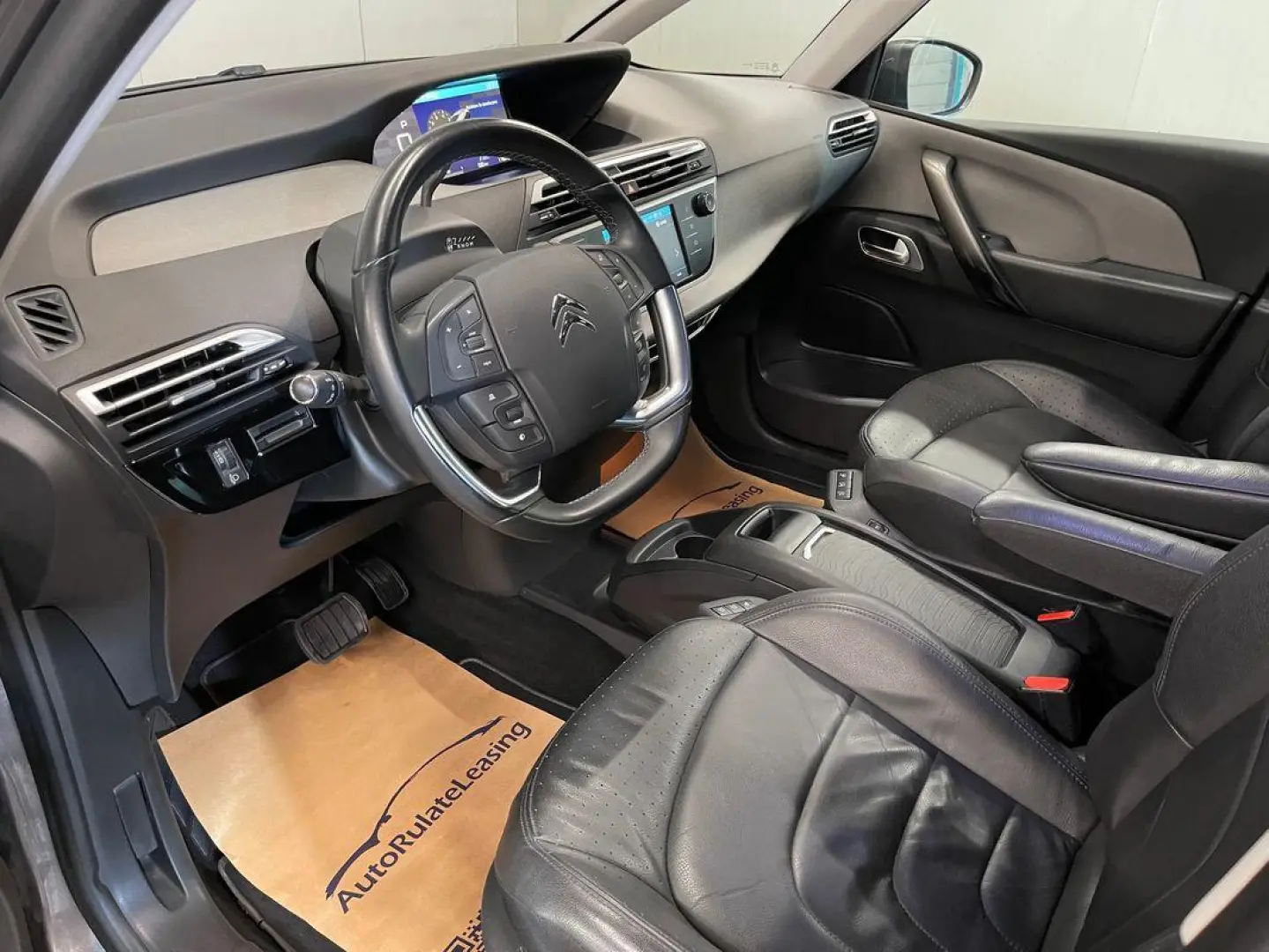 Citroen C4_GRAND_SPACE_TOURER