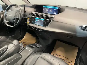 Citroen C4_GRAND_SPACE_TOURER