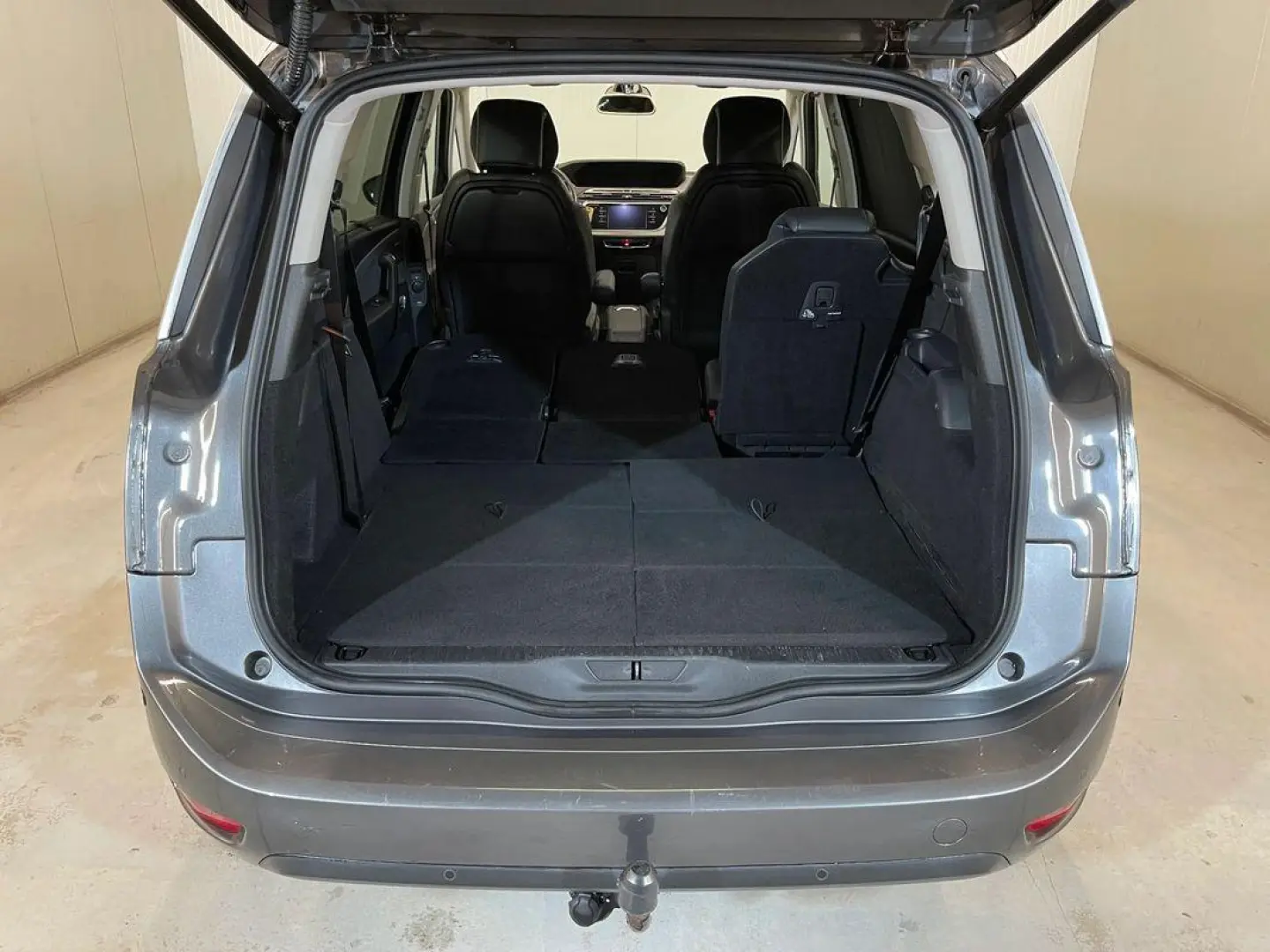 Citroen C4_GRAND_SPACE_TOURER