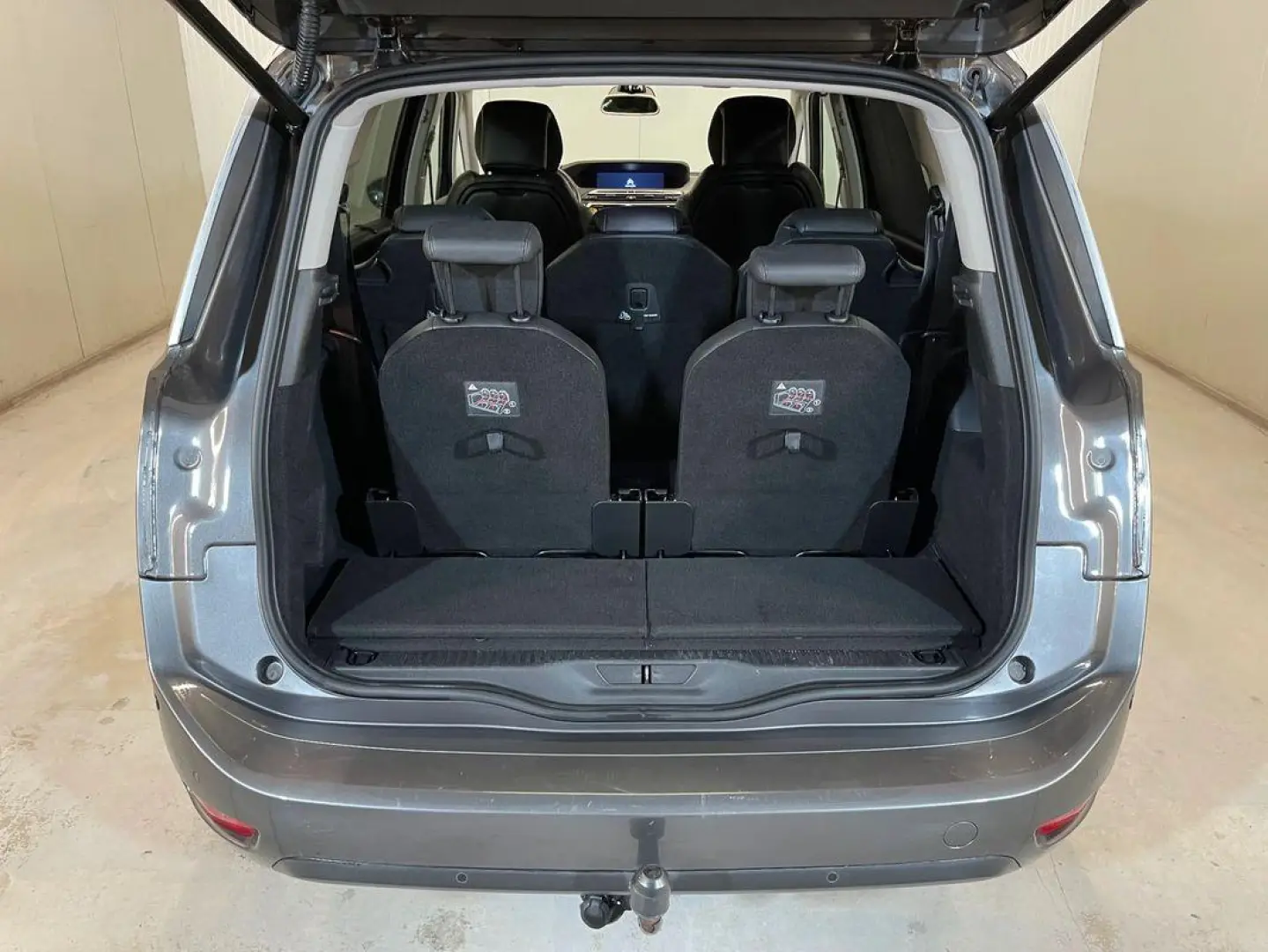 Citroen C4_GRAND_SPACE_TOURER