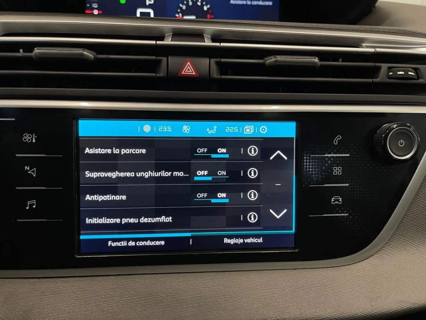 Citroen C4_GRAND_SPACE_TOURER