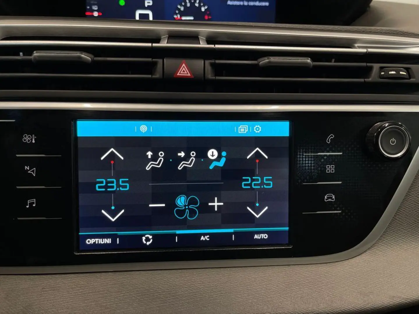 Citroen C4_GRAND_SPACE_TOURER
